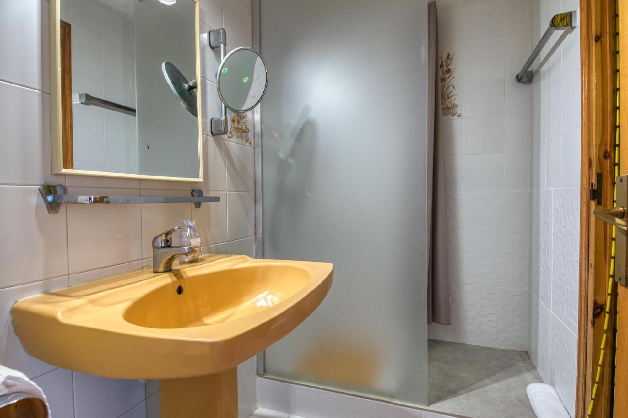 Apartaments Can Niell Calella De Palafrugell Eksteriør billede